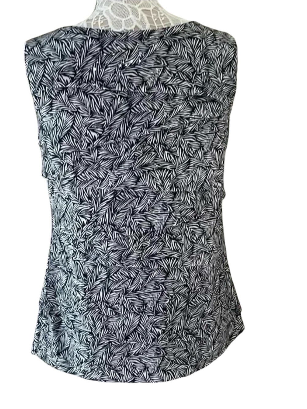 Dressbarn Collection Shell - Picture 6 of 9